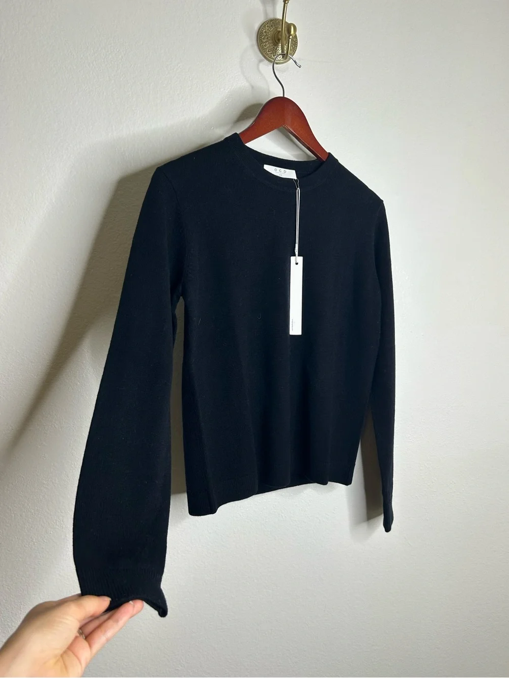 NWT One Grey Day 100% Merino Wool Fine Knit Black Crew Neck Pullover Sweater